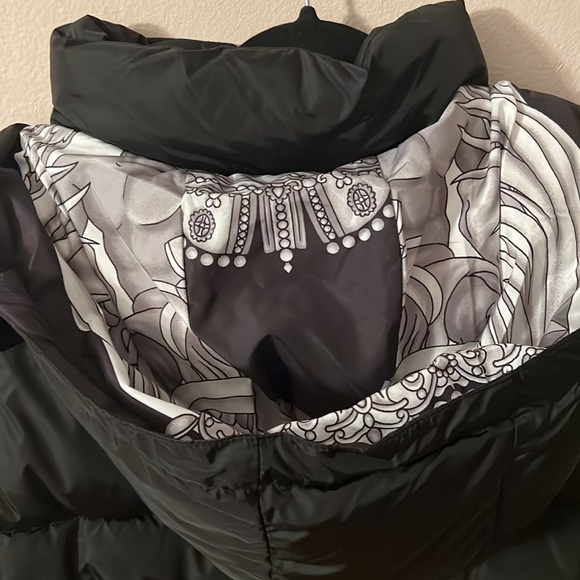 Versace men’s Renaissance Medusa Barocco Reversible Down filled Puffer Vest NEW - Picture 15 of 16